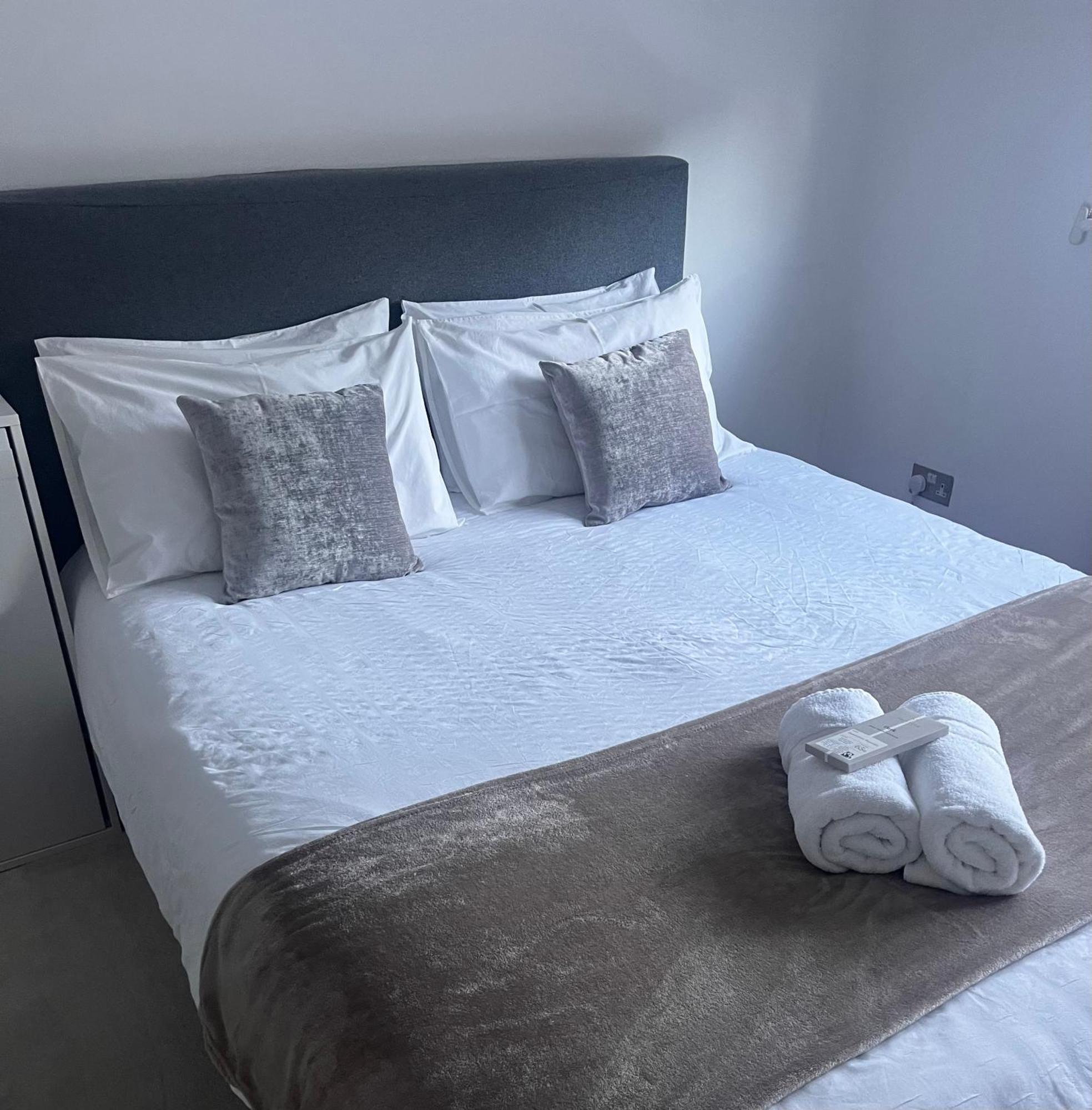 Hyde Park,3 Min Walk,Family Home! 2 Bedrooms & 2 Bathrooms Apartment! Fantastic Location Λονδίνο Εξωτερικό φωτογραφία